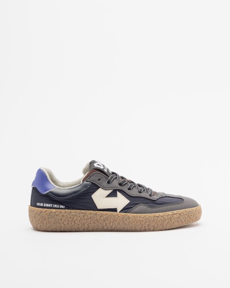 Sneakers ID.Eight