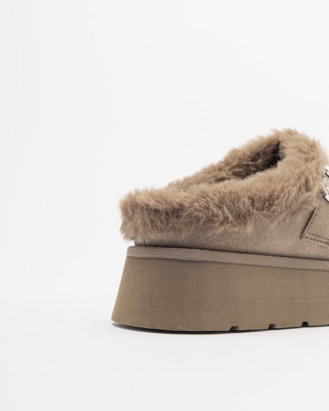Pantofole Guess Pantofole Guess
