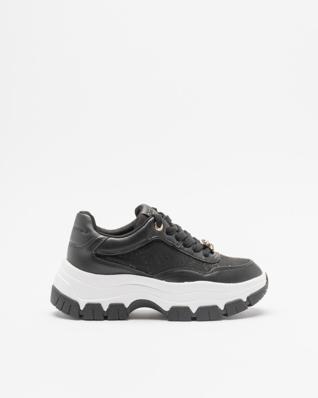 Guess Sneakers