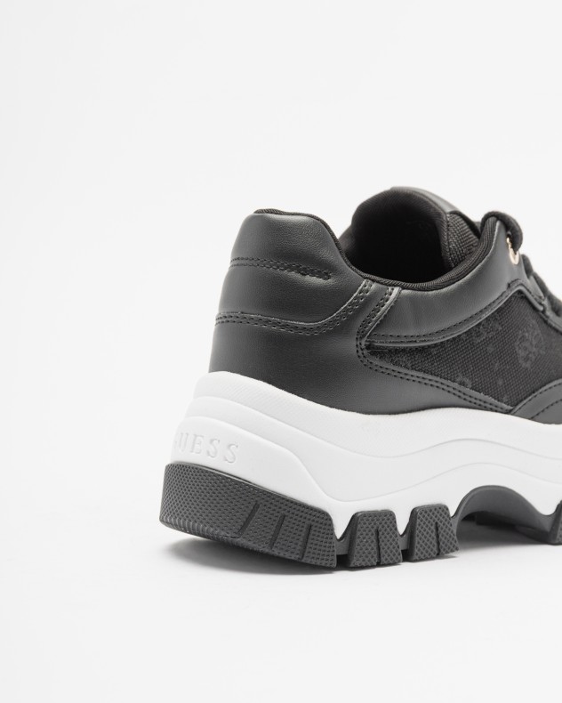 Sneakers Guess