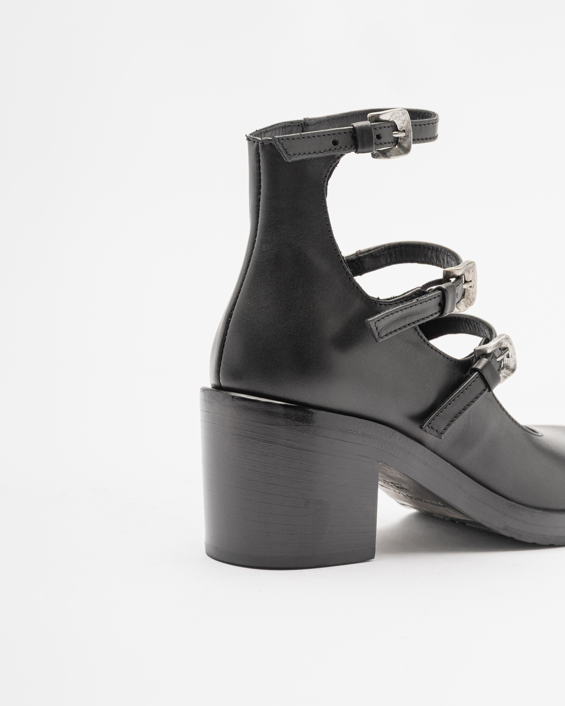 Ernesto Dolani Shoes