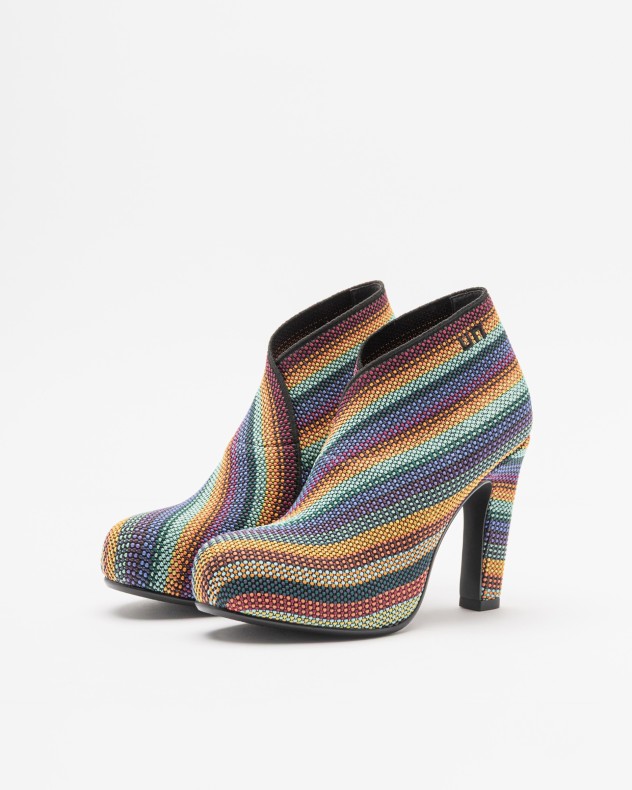 Botins United Nude