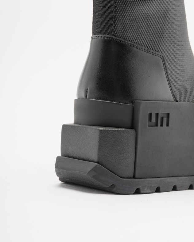 Stivali United Nude