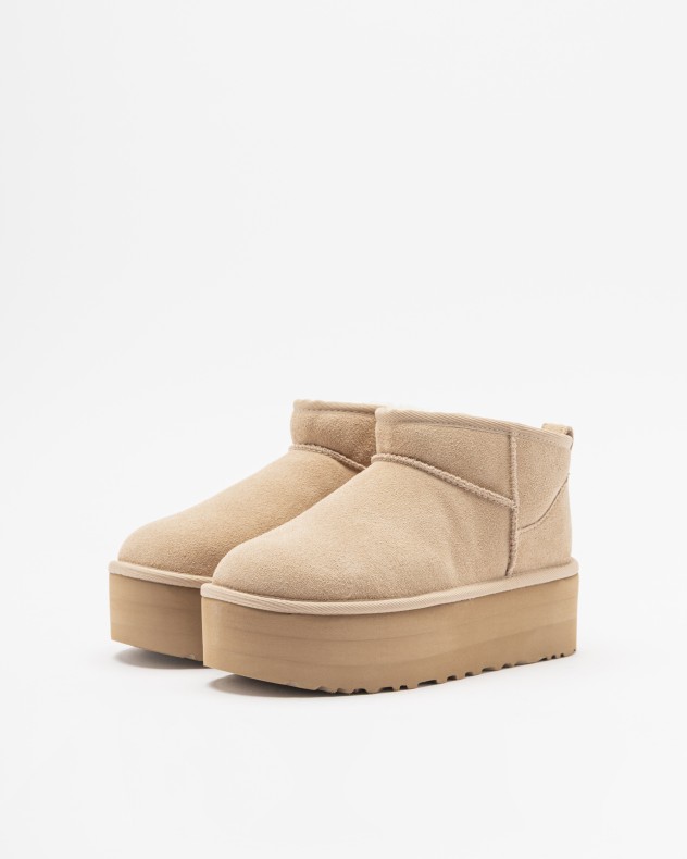 Ugg Platform boots