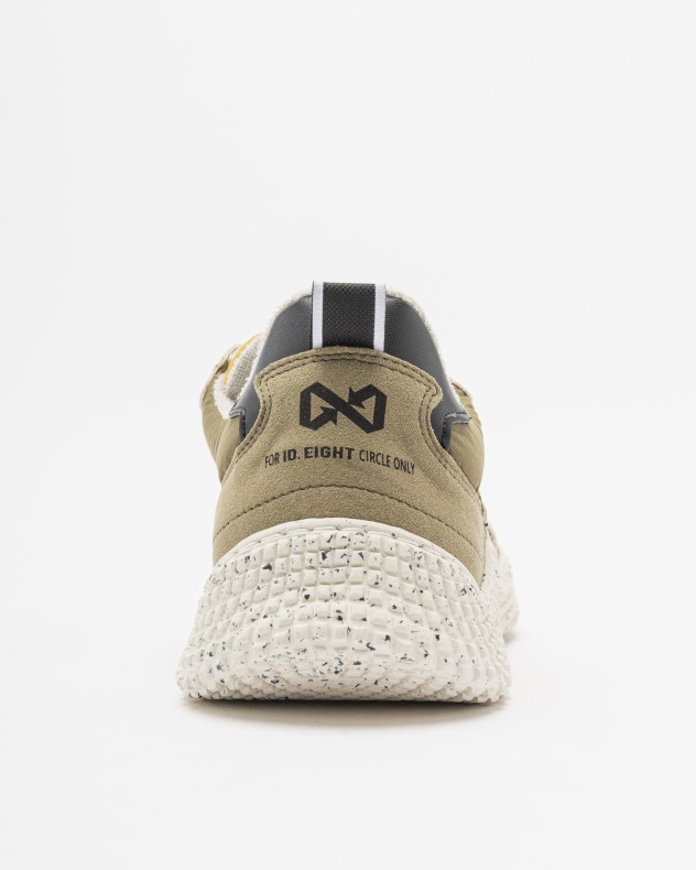 Sneakers ID.Eight