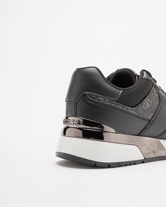 Sneakers Guess