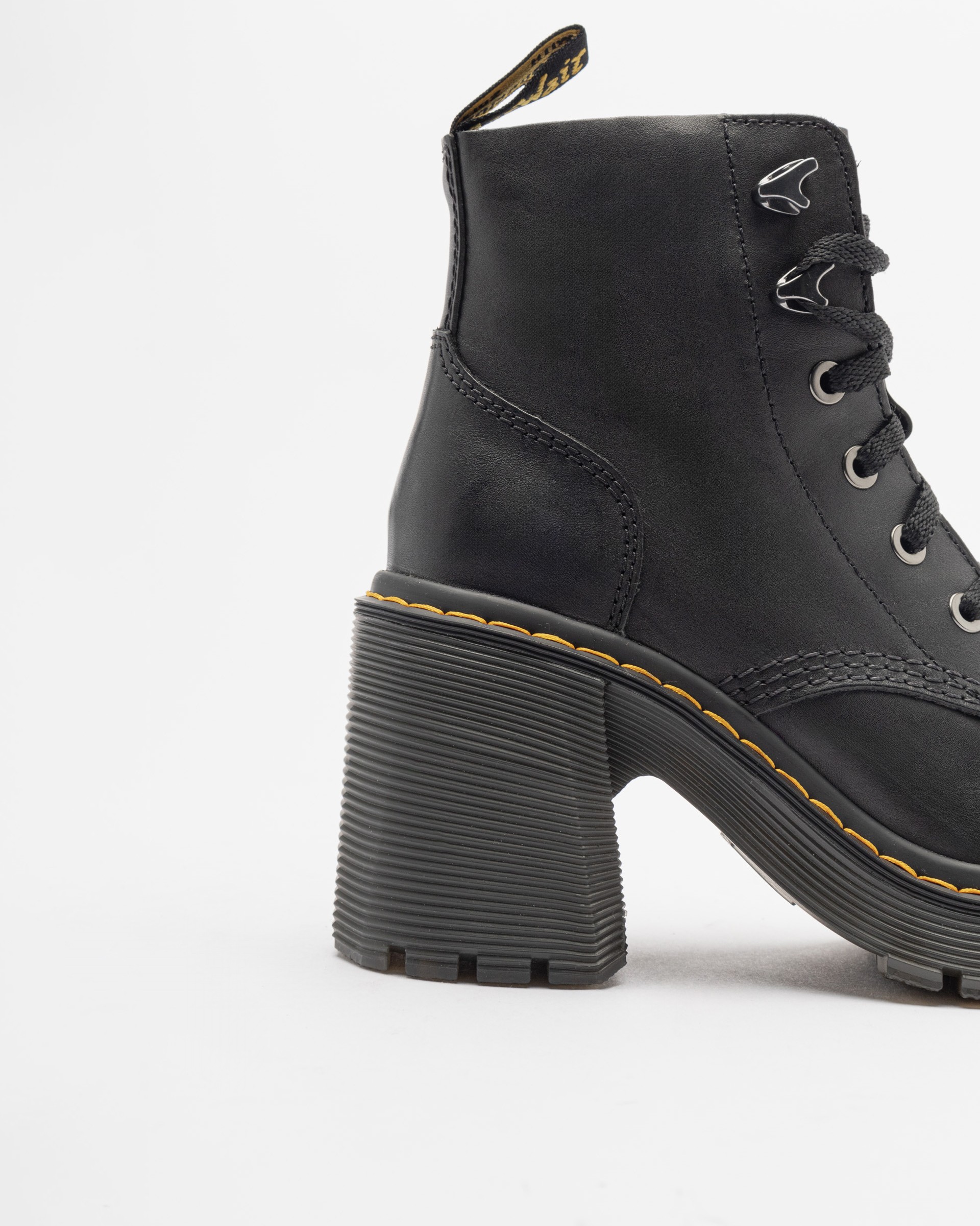 Botins Dr Martens