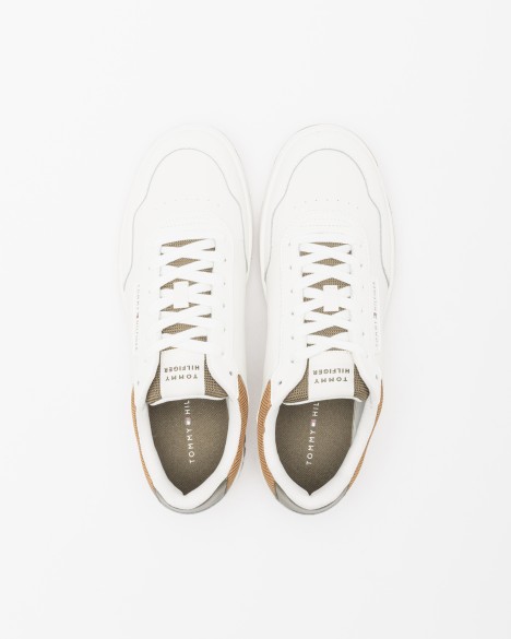 Weiße Sneakers Tommy Hilfiger Weiße Sneakers Tommy Hilfiger