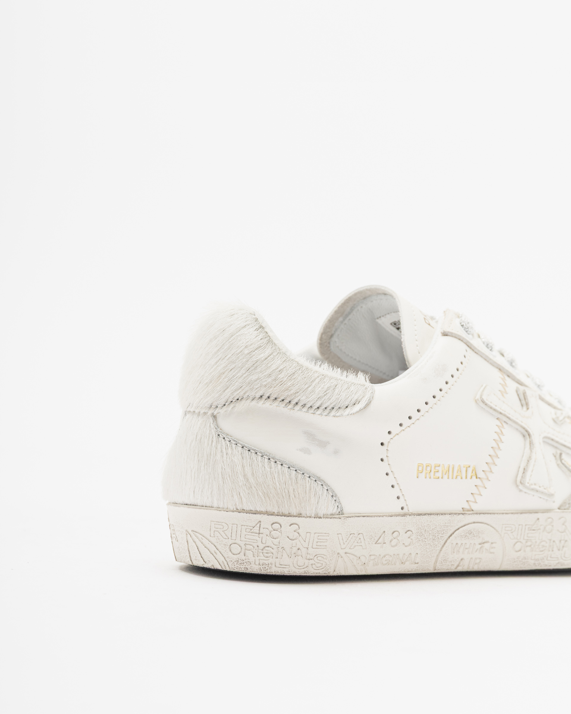 Baskettes blanches Premiata