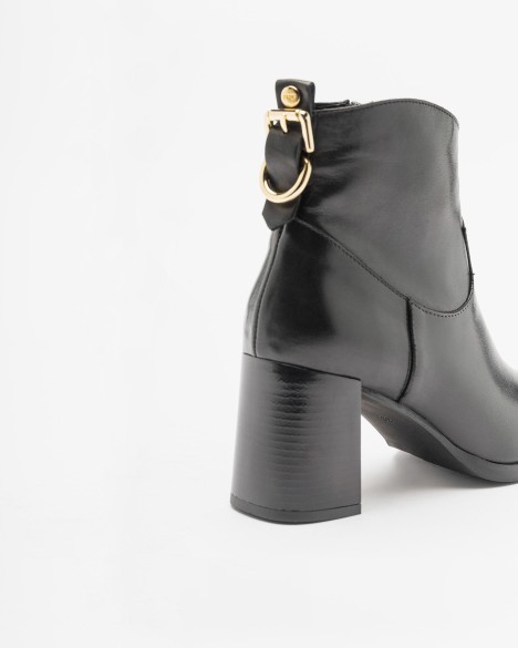Botins PROF Botins PROF