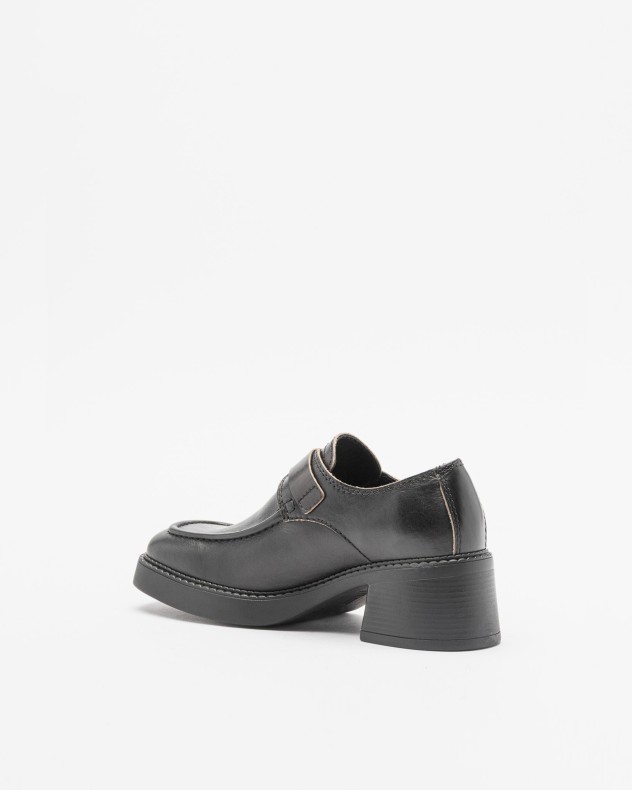 Scarpe E8 by Miista