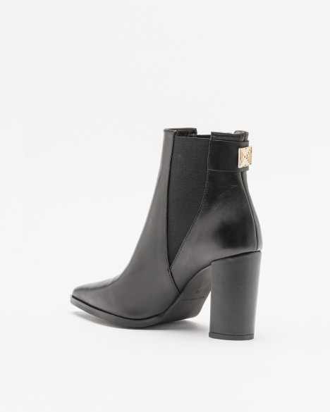 Botins PROF Botins PROF