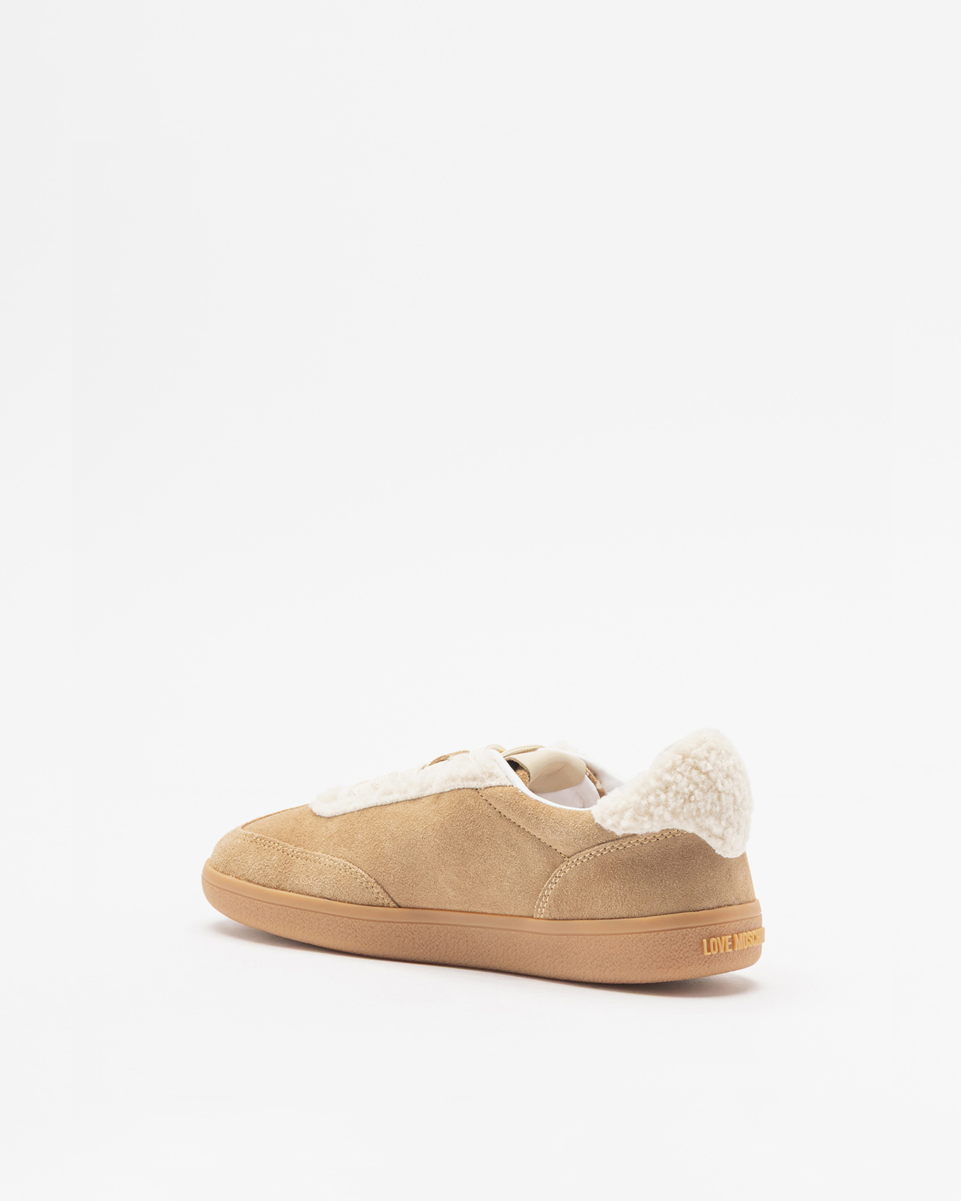 Baskets Love Moschino