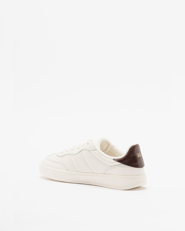 Tommy Hilfiger White sneakers