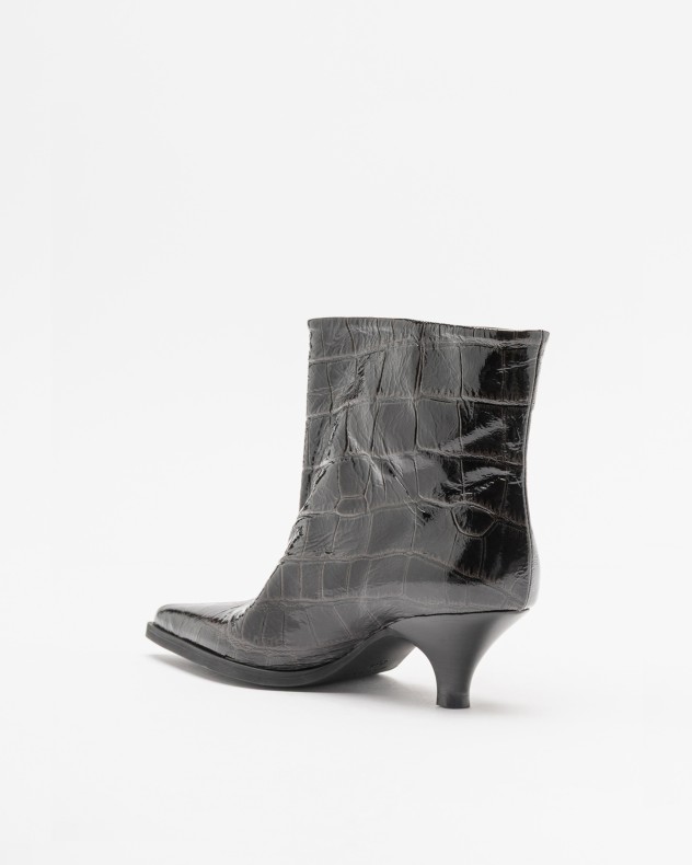 Botins Elena Iachi