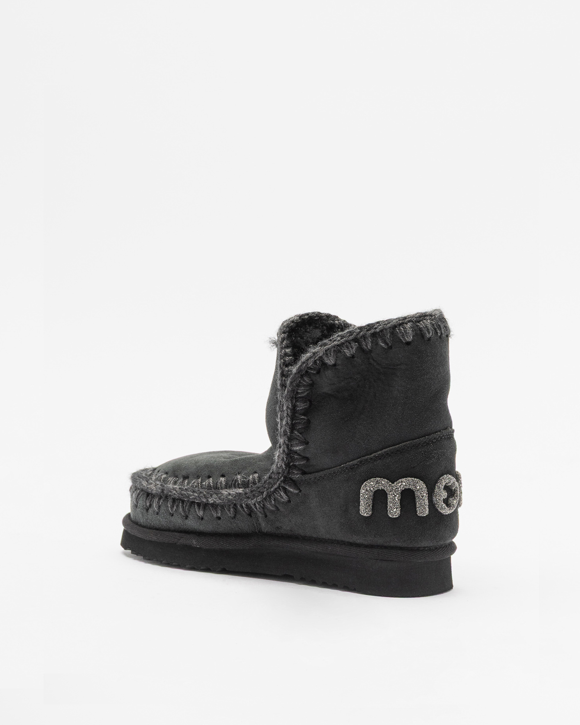 Botas Mou