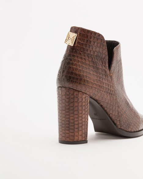Botins PROF Botins PROF
