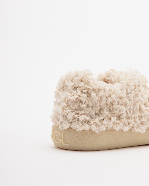 AGL Sneakers
