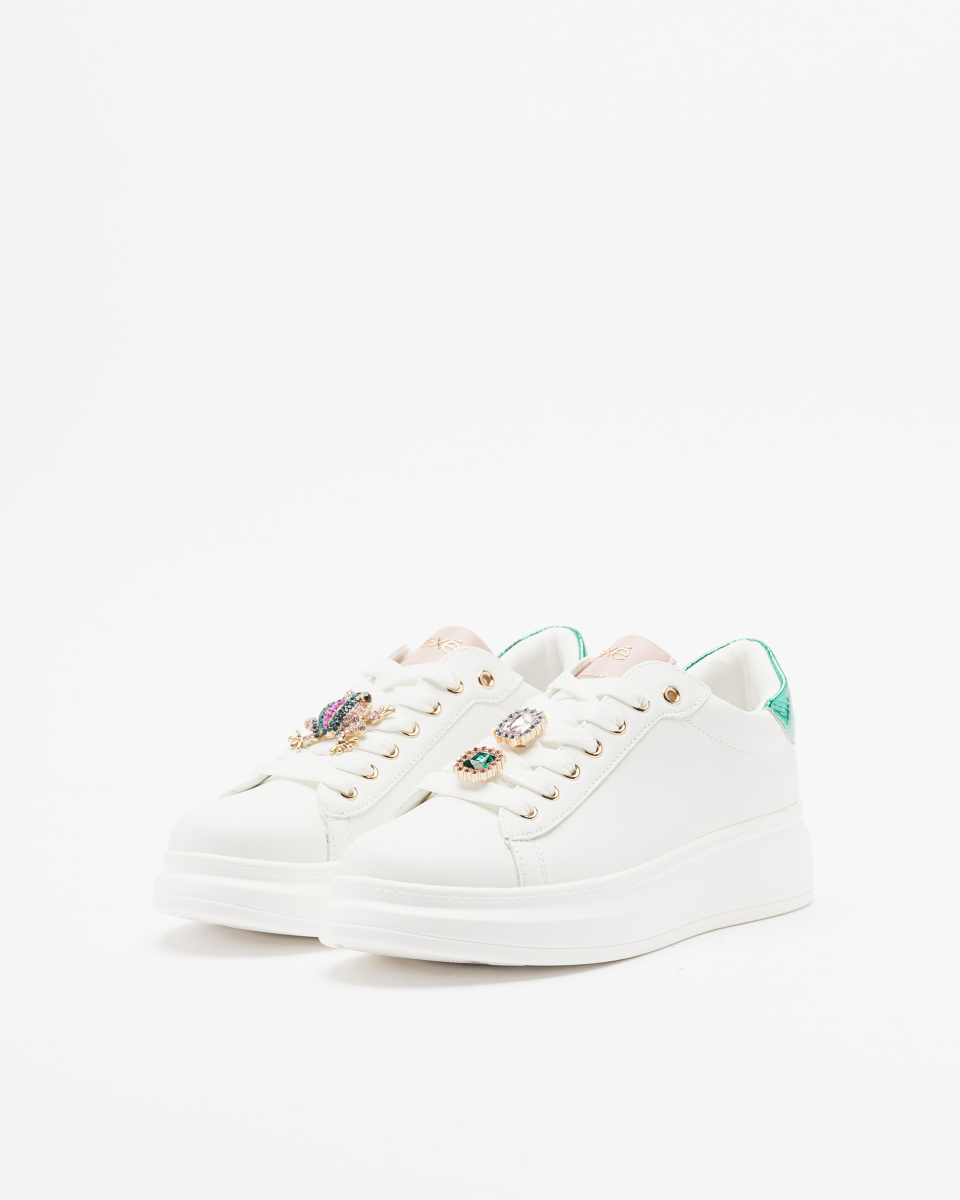 Exé White sneakers