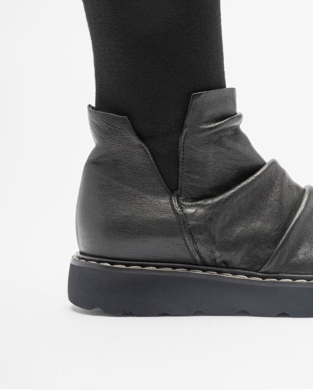 MLO Knee high boots