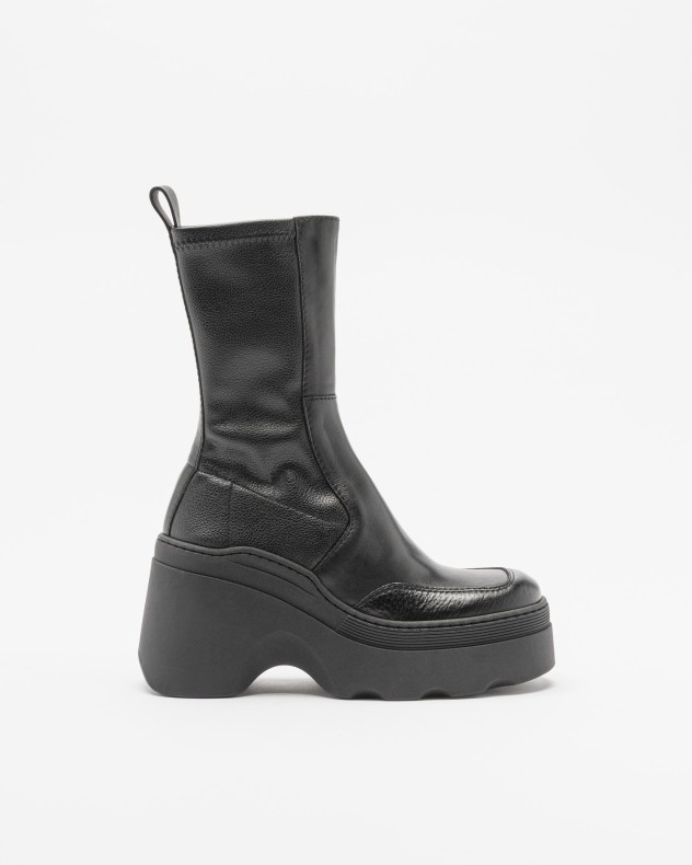 E8 by Miista Wedge boots