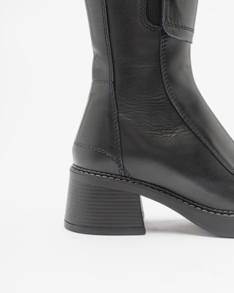 Stiefel E8 by Miista Stiefel E8 by Miista
