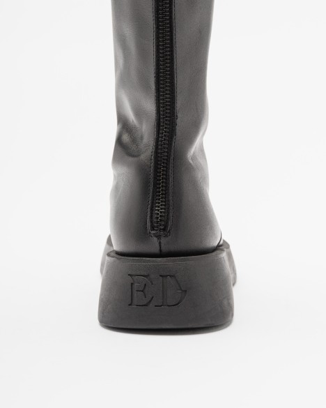 Botas acima do joelho Ernesto Dolani Botas acima do joelho Ernesto Dolani