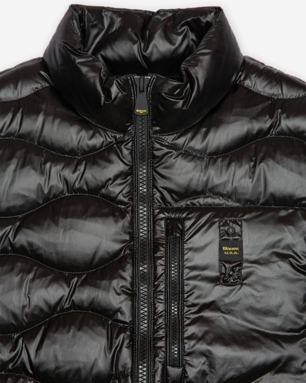 Blauer Vest