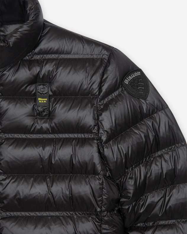 Blauer Puffer jacket