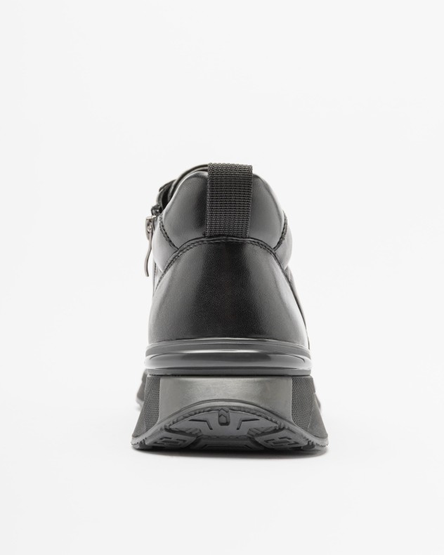 ONE and OTHER Sneakers