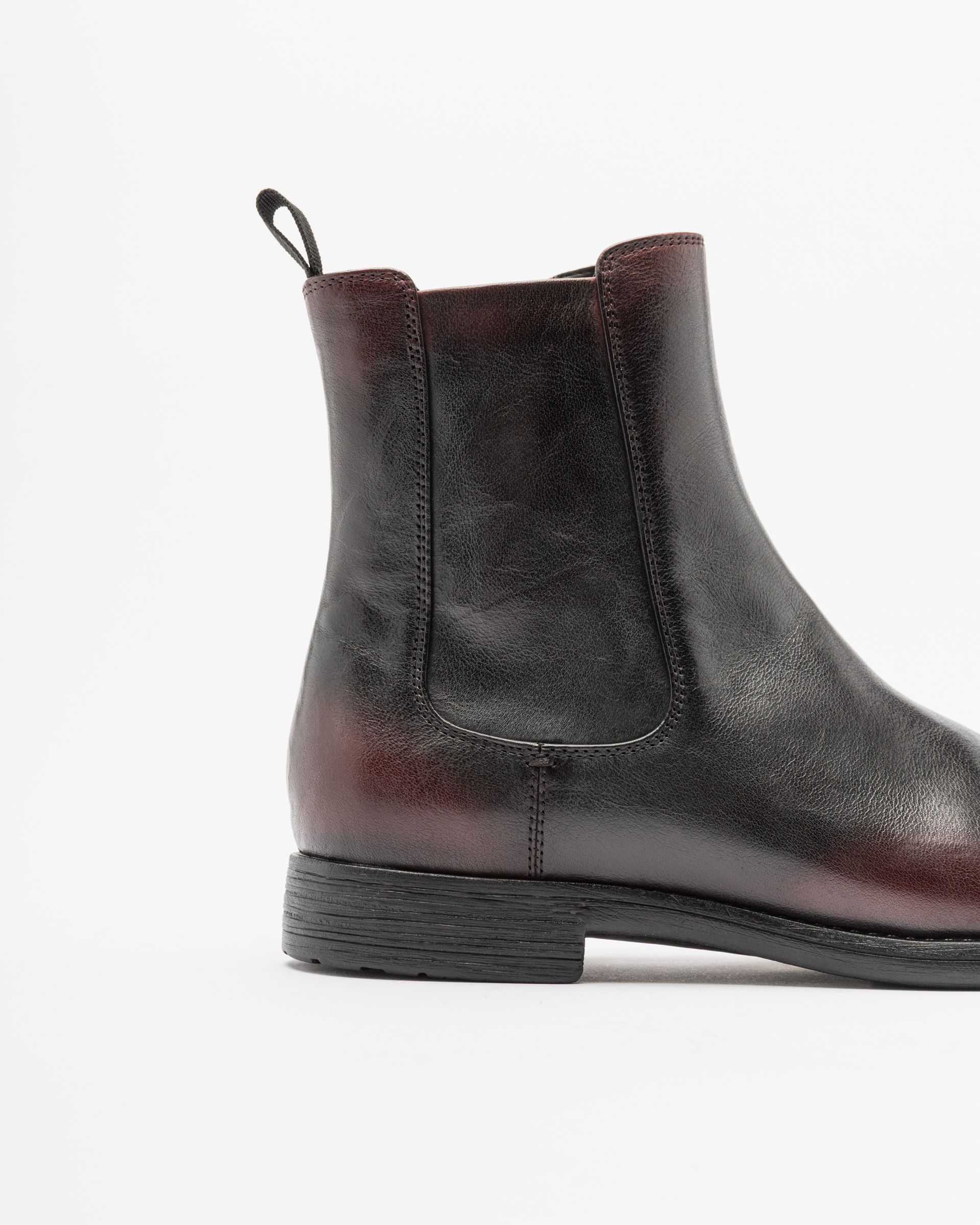 ONE and OTHER Chelsea boots
