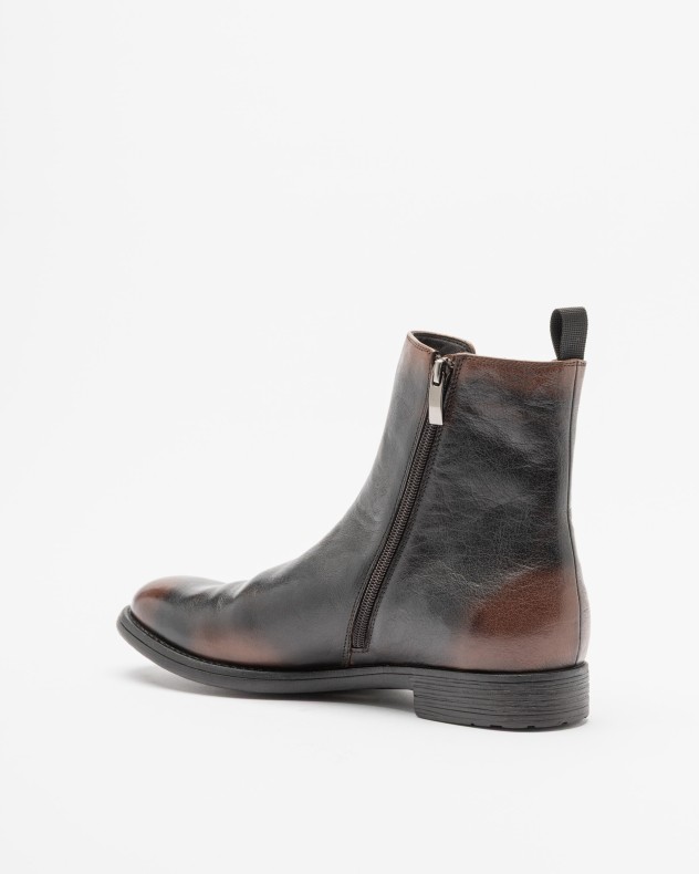 ONE and OTHER Chelsea boots
