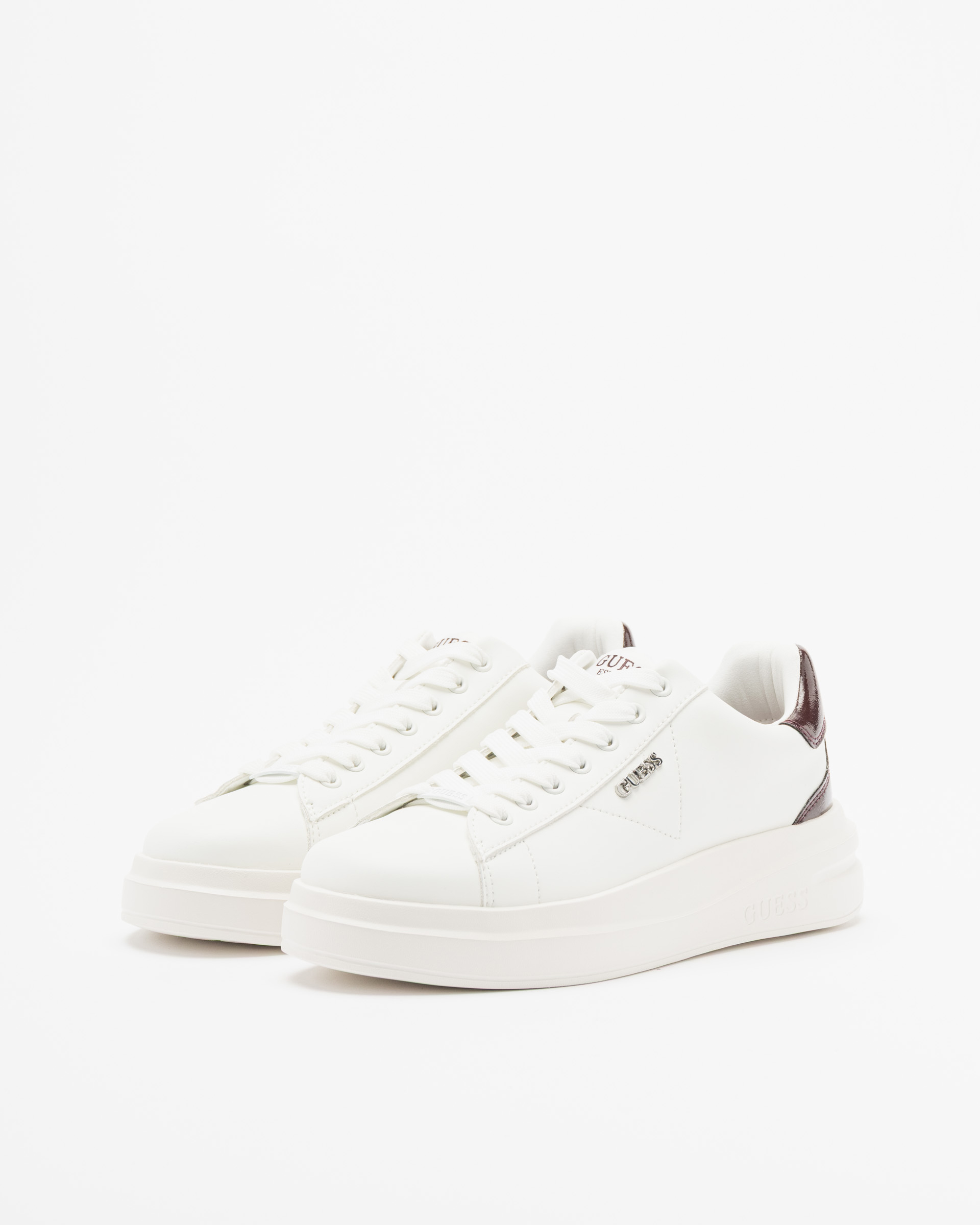 Sapatilhas brancas Guess