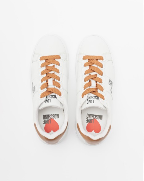 Zapatillas blancas Love Moschino