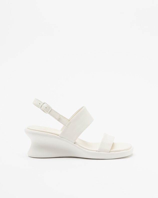 Sand�lias de cunha Camper