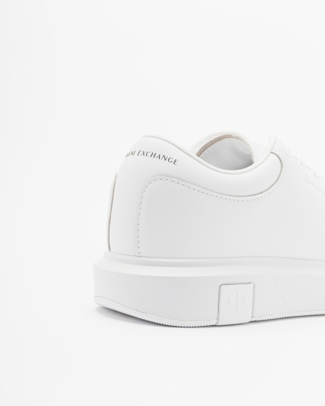 Wei�e Sneakers Armani Exchange