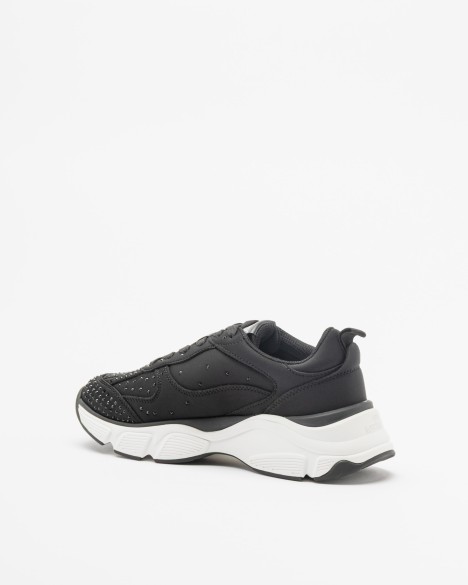 Sneakers Love Moschino