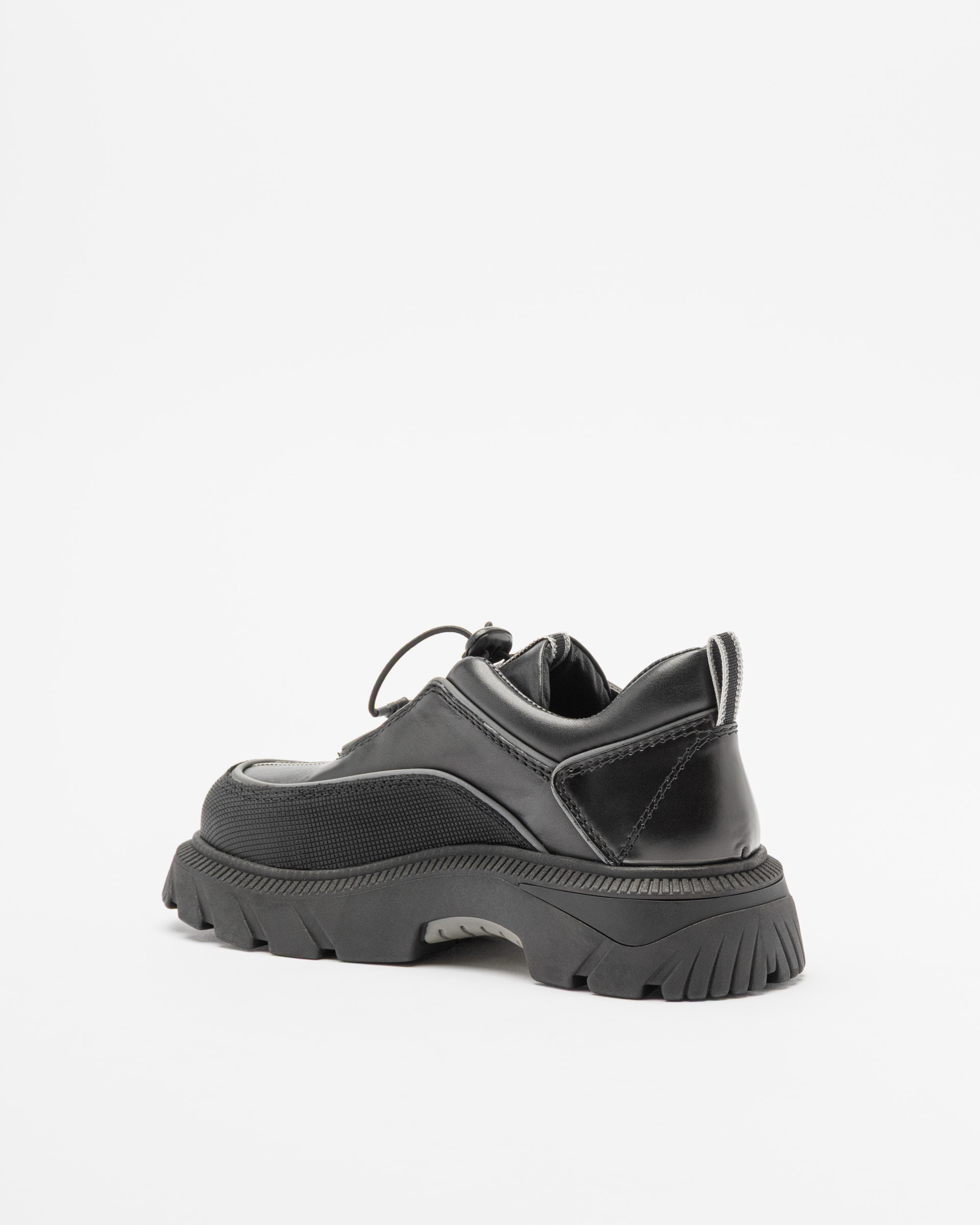 Baskets E8 by Miista