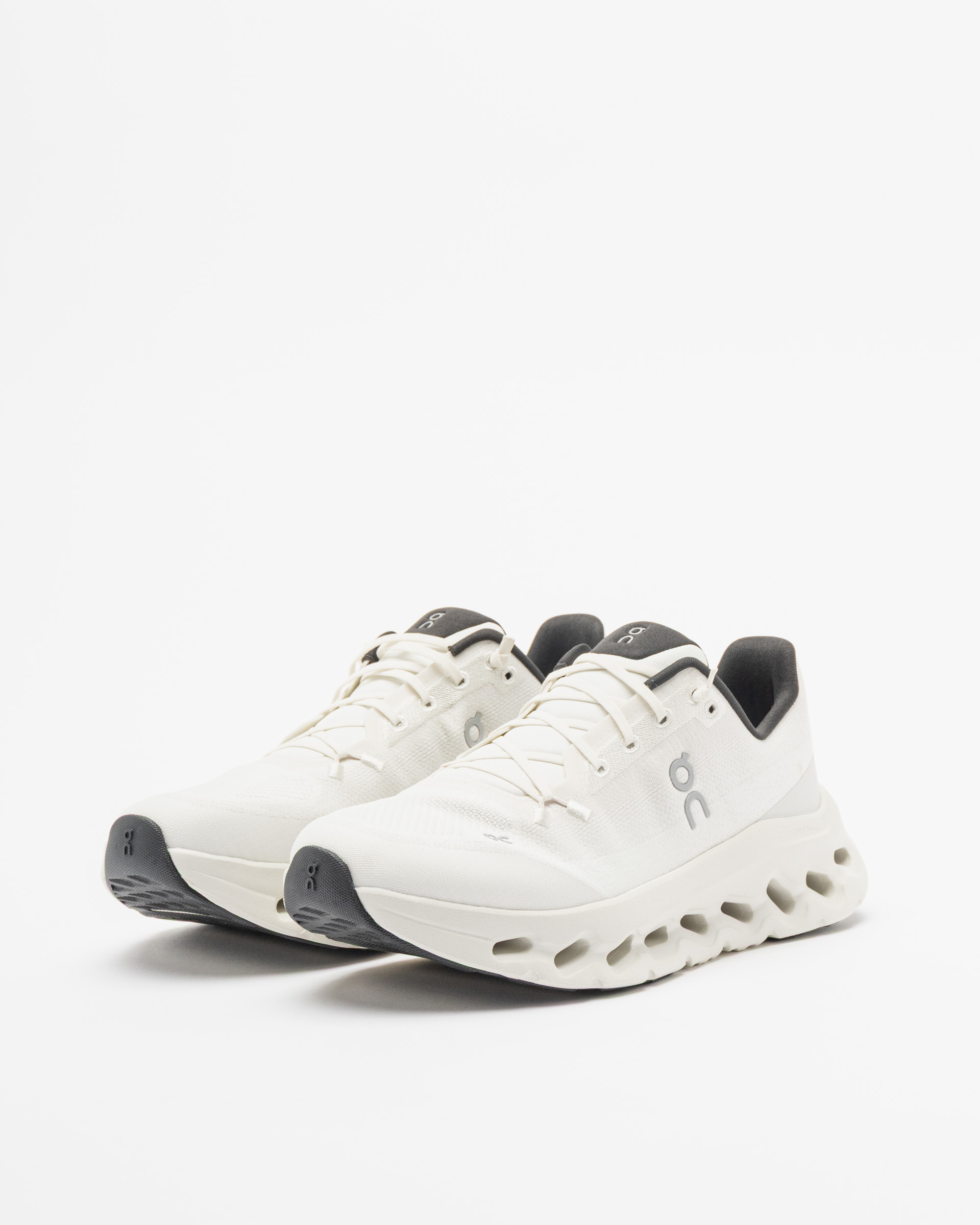 Sapatilhas brancas On Running