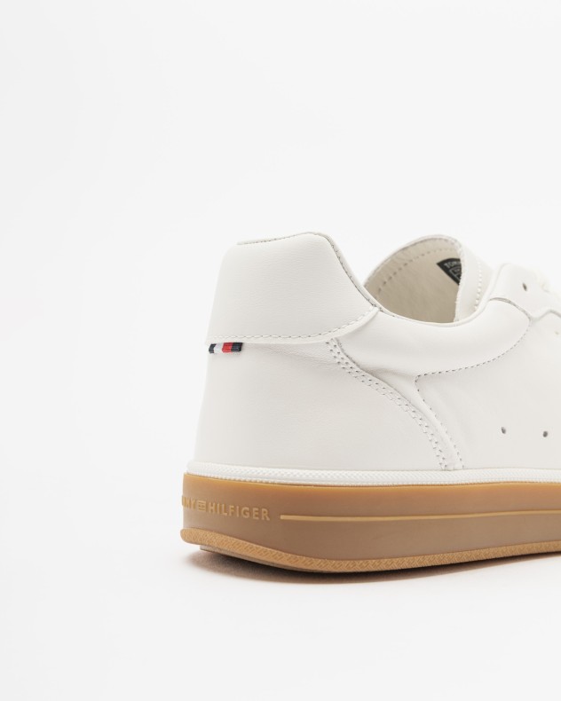 Tommy Hilfiger White sneakers