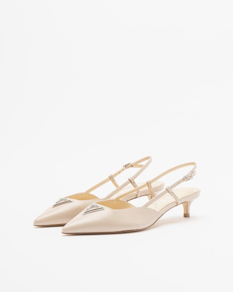 Sapato aberto atr�s Guess