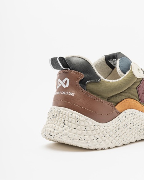 Sneakers ID.Eight Sneakers ID.Eight