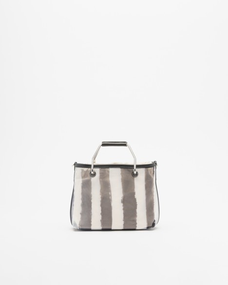 Mala de m�o Karl Lagerfeld