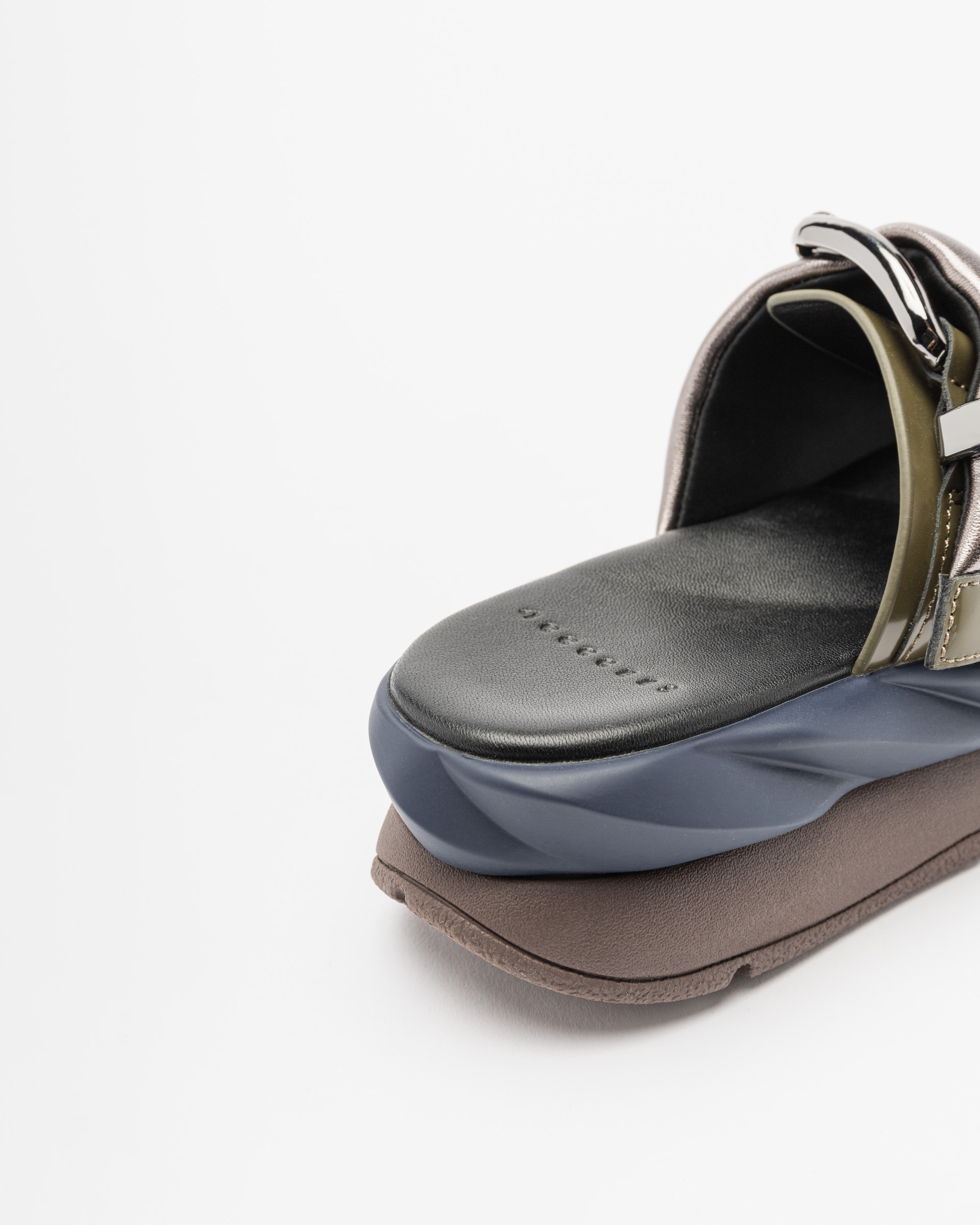 Plateau-Flip-Flops 4ccccees