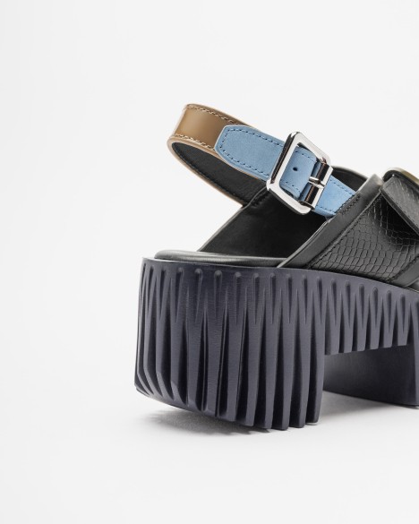 Sandali con plateau 4ccccees