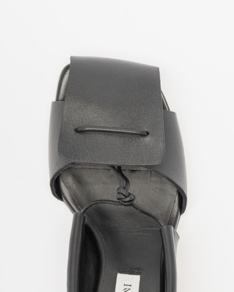 Sandali Ernesto Dolani