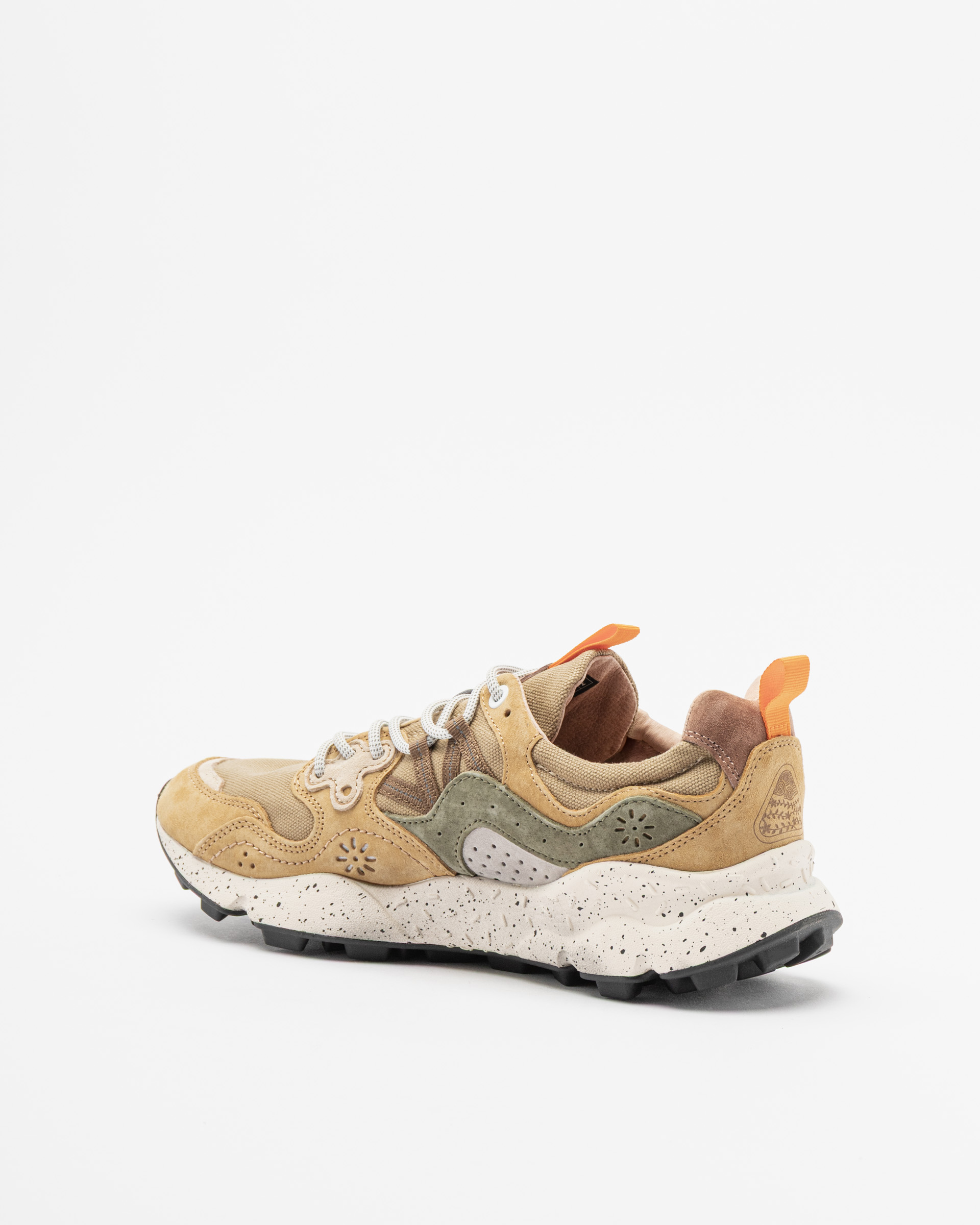 Sneakers Flower Mountain