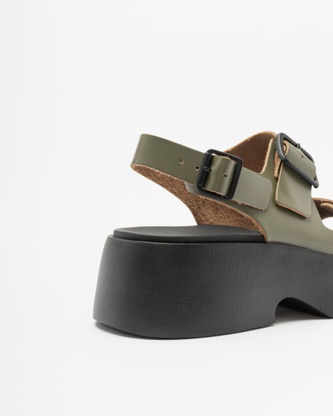 Sandali con plateau Camper