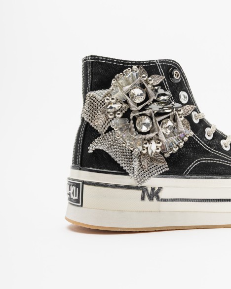 High-Top-Sneaker Nan-Ku Couture