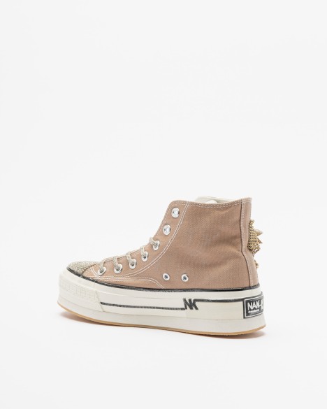 High-Top-Sneaker Nan-Ku Couture